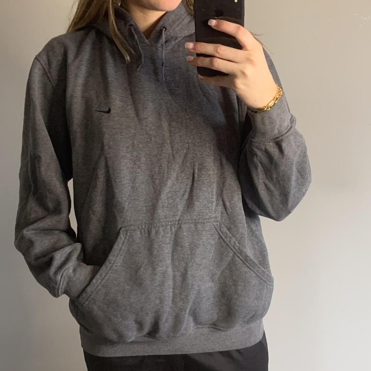 Nike Hoodie - L